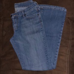 Gently used old navy the diva womens jeans